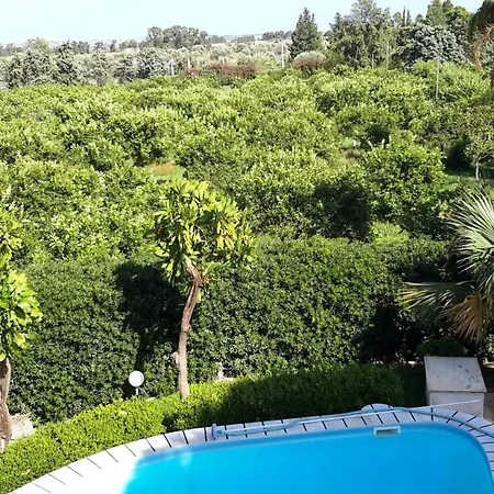 Holiday home Ferienhaus Fuer 12 Personen In Syrakus Ognina